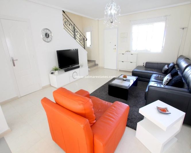 Image No.14-2 Bed House for sale