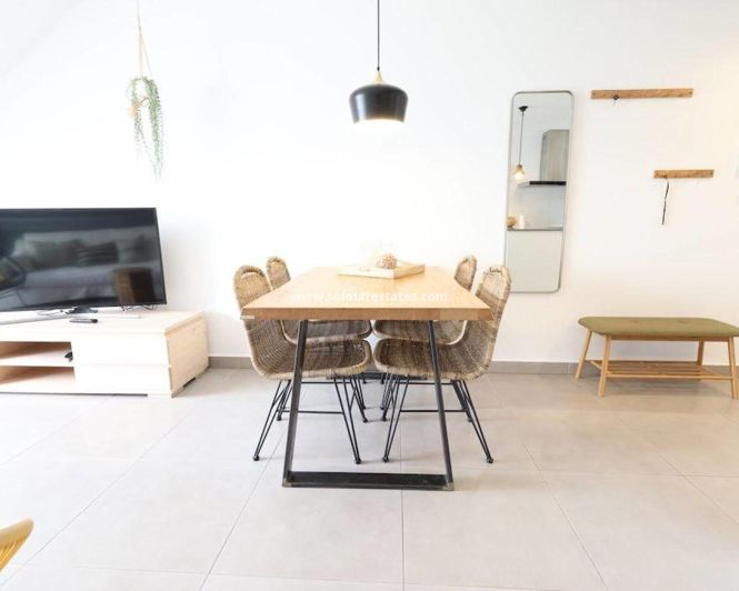 Image No.10-2 Bed Apartment for sale