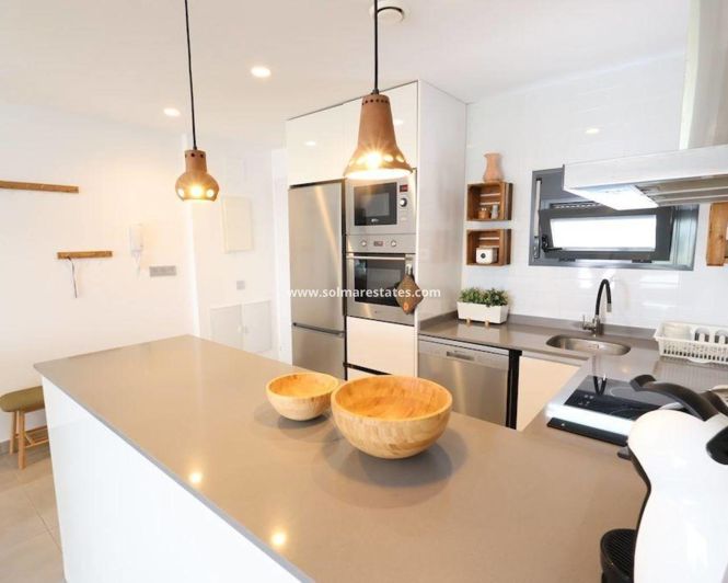 Image No.4-2 Bed Apartment for sale