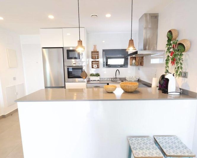 Image No.9-2 Bed Apartment for sale