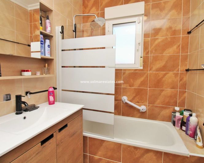 Image No.28-Quad de 4 chambres à vendre à San Miguel de Salinas