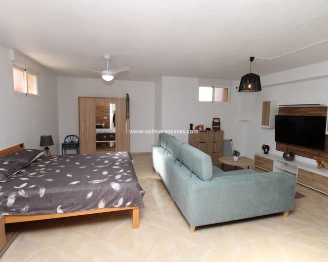 Image No.38-Quad de 4 chambres à vendre à San Miguel de Salinas