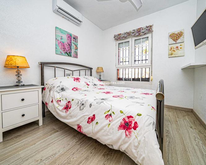 Image No.20-Villa de 3 chambres à vendre à Playa Flamenca