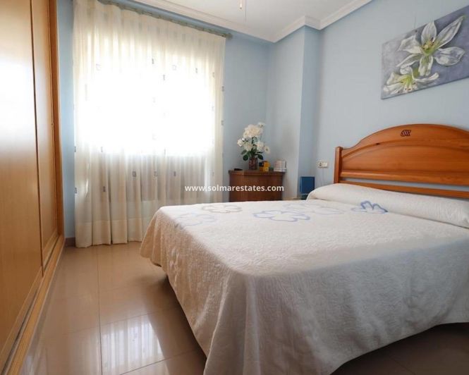 Image No.18-2 Bed Apartment for sale