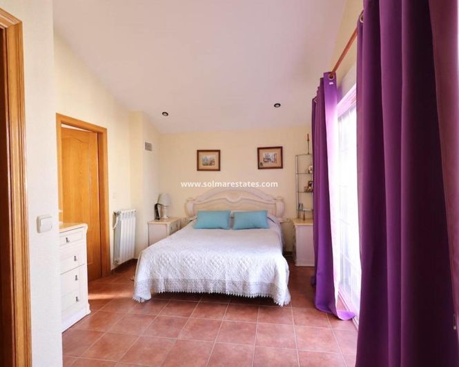 Image No.16-4 Bed Villa for sale