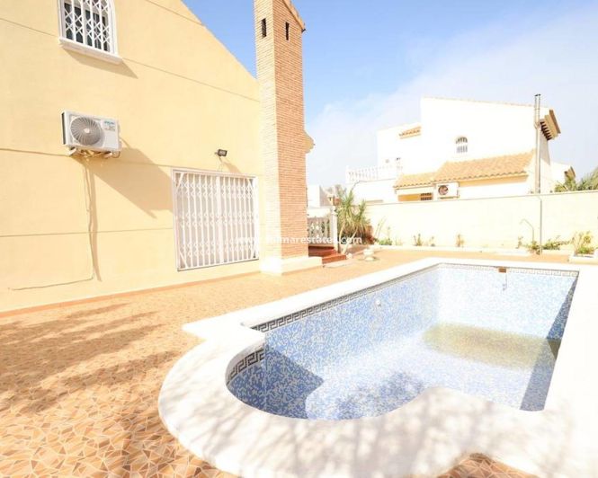 Image No.21-4 Bed Villa for sale