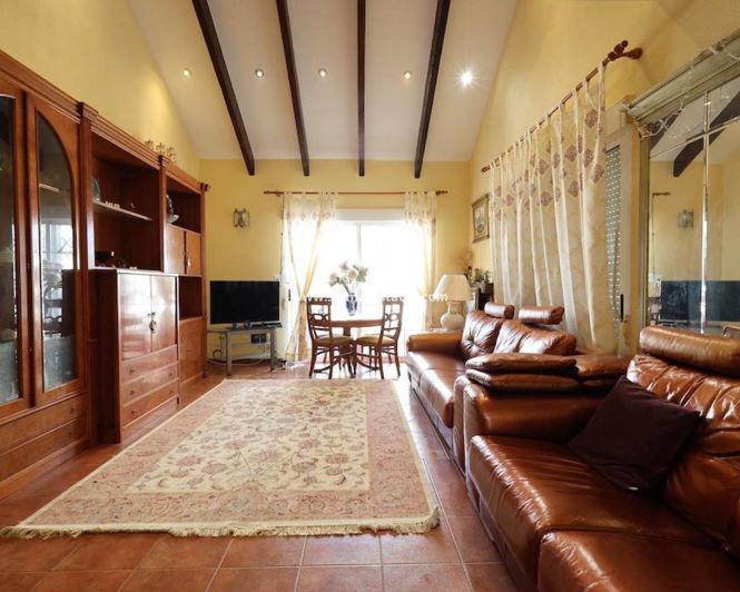 Image No.4-4 Bed Villa for sale