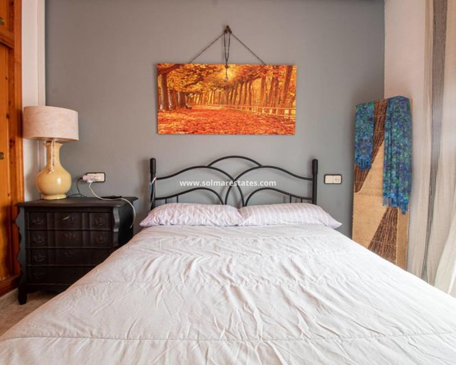 Image No.20-2 Bed Bungalow for sale