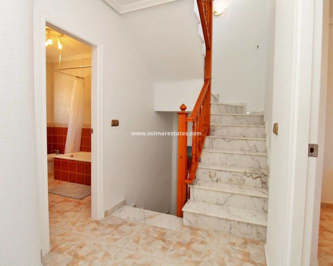 Image No.17-Villa de 4 chambres à vendre à Playa Flamenca