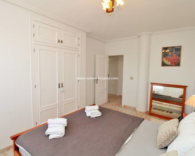 Image No.19-Villa de 4 chambres à vendre à Playa Flamenca