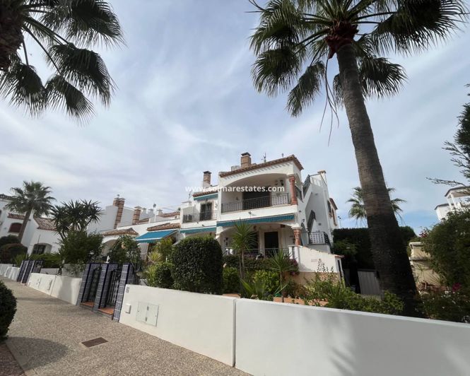 Image No.50-2 Bed Apartment for sale