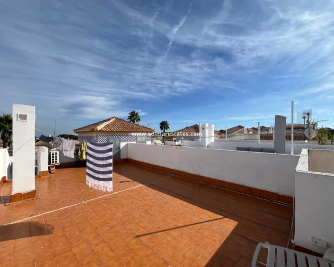 Image No.23-2 Bed Apartment for sale