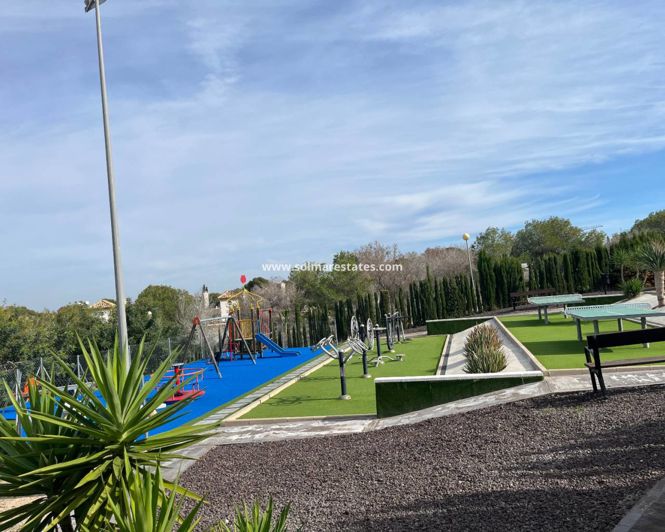 Image No.32-2 Bed Apartment for sale