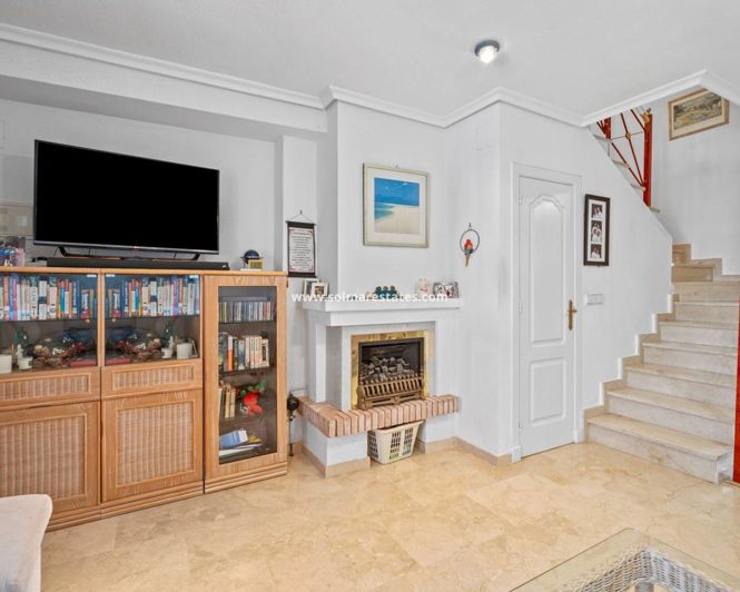 Image No.10-3 Bed Townhouse for sale