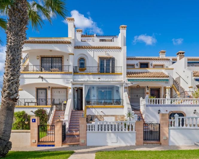 Image No.3-3 Bed Townhouse for sale