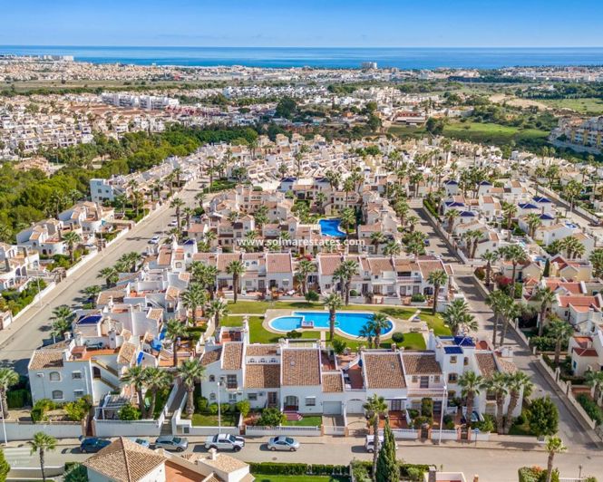 Image No.35-3 Bed Townhouse for sale