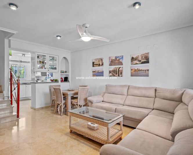 Image No.8-3 Bed Townhouse for sale