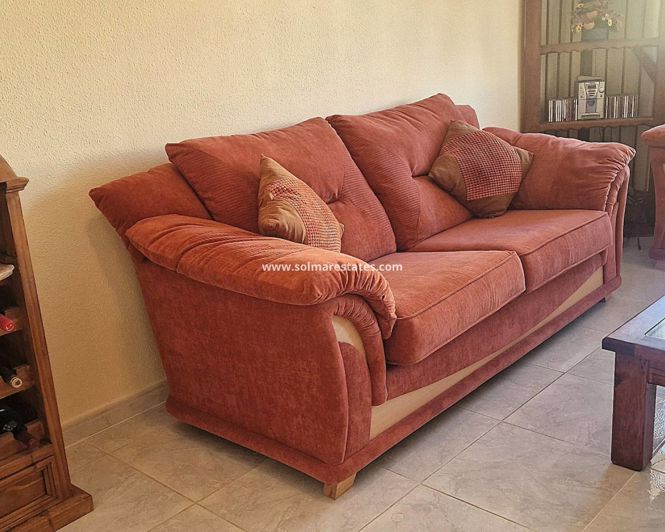 Image No.16-2 Bed Townhouse for sale