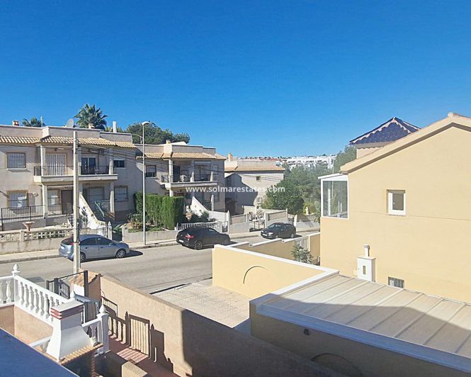 Image No.31-2 Bed Townhouse for sale