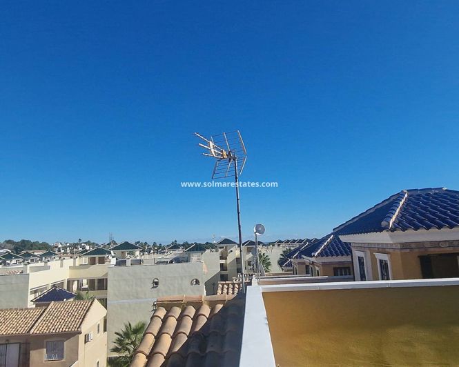 Image No.38-2 Bed Townhouse for sale