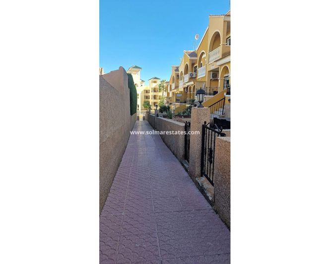 Image No.40-2 Bed Townhouse for sale