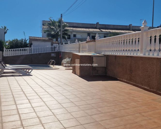 Image No.42-2 Bed Townhouse for sale