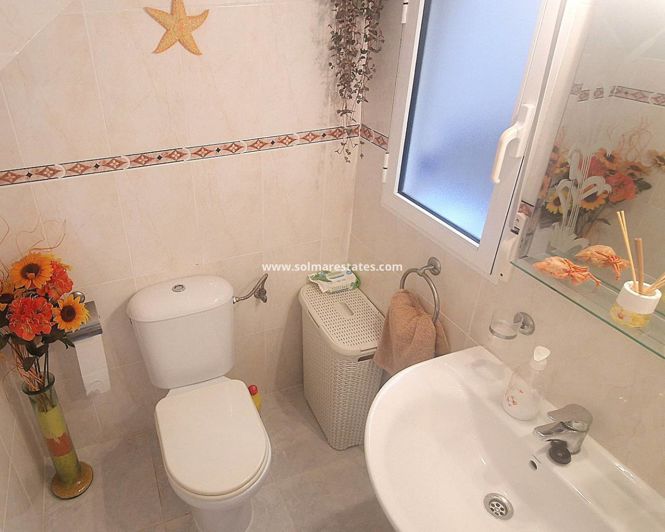 Image No.5-2 Bed Townhouse for sale