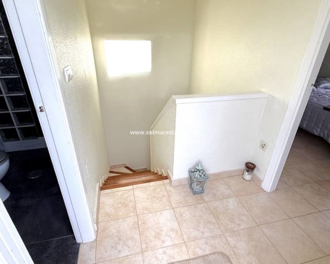 Image No.10-3 Bed Apartment for sale