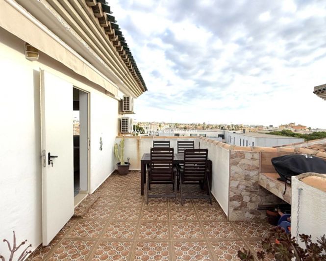 Image No.19-3 Bed Apartment for sale