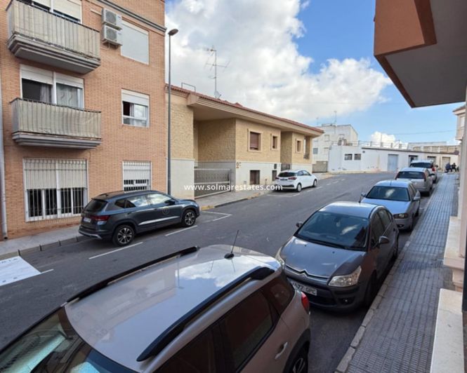 Image No.20-2 Bed Apartment for sale