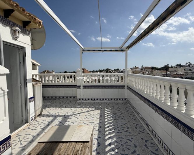 Image No.21-2 Bed Townhouse for sale