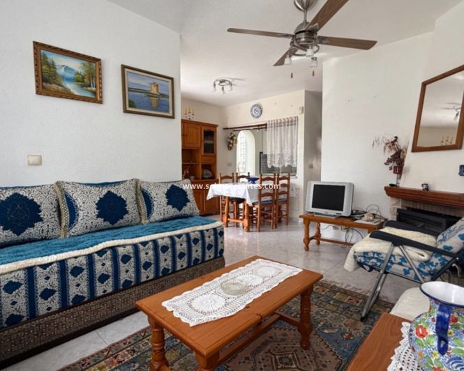 Image No.6-2 Bed Townhouse for sale