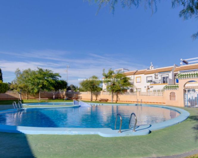 Image No.12-3 Bed Apartment for sale