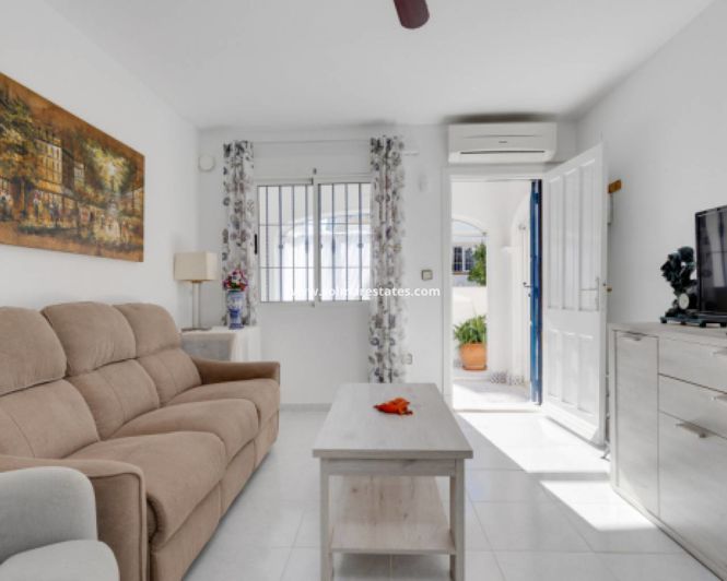 Image No.13-3 Bed Apartment for sale