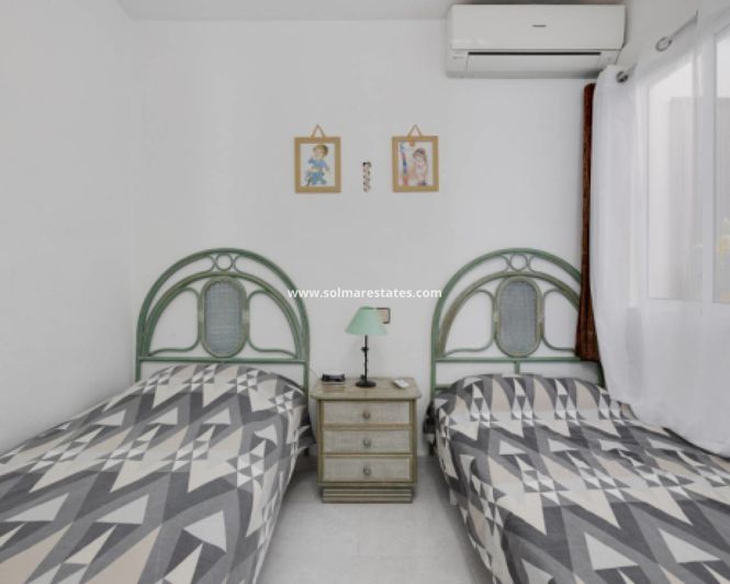 Image No.17-3 Bed Apartment for sale