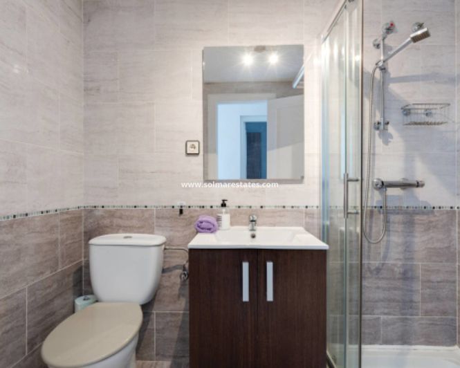 Image No.9-3 Bed Apartment for sale