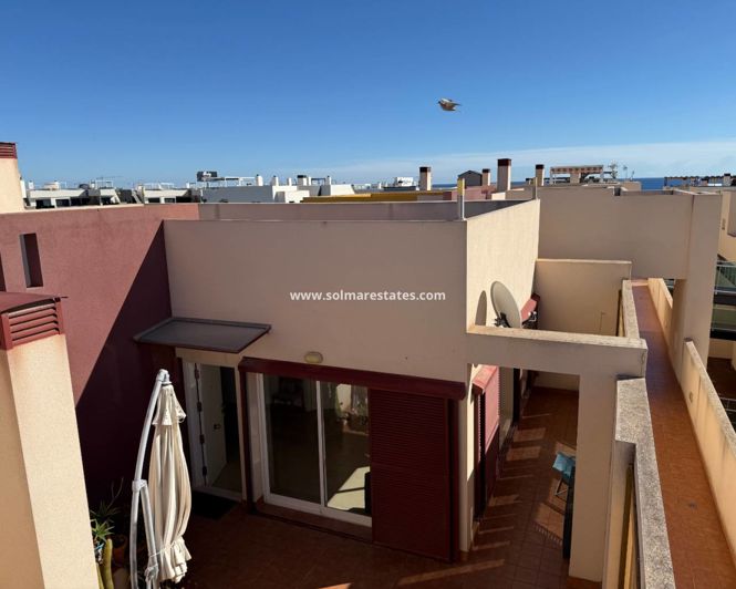 Image No.25-2 Bed Apartment for sale