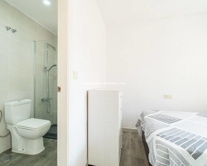 Image No.11-1 Bed Apartment for sale