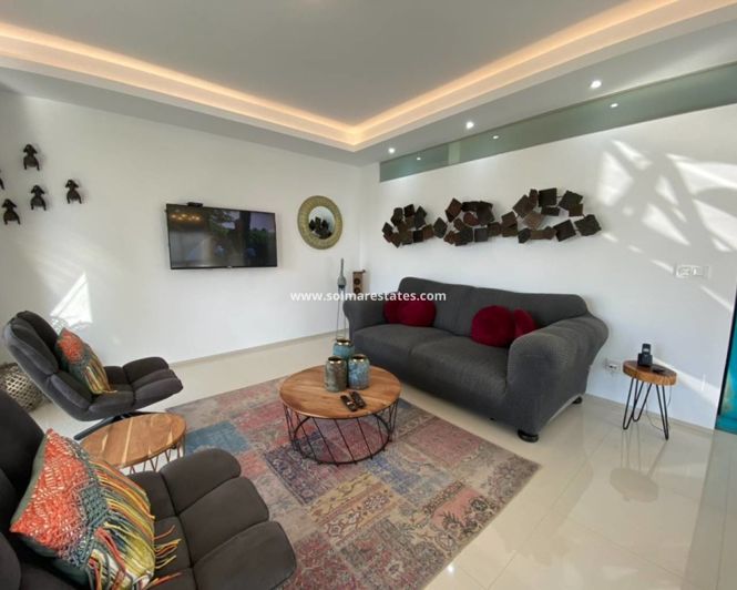 Image No.19-2 Bed Apartment for sale