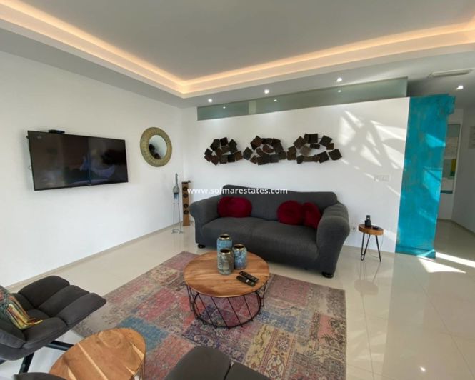 Image No.20-2 Bed Apartment for sale