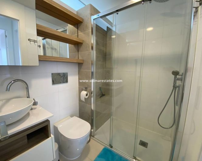 Image No.25-2 Bed Apartment for sale