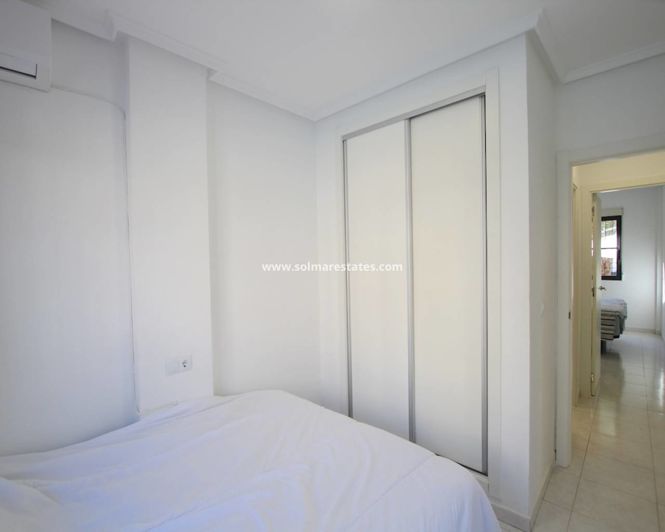 Image No.20-Appartement de 2 chambres à vendre à Punta Prima