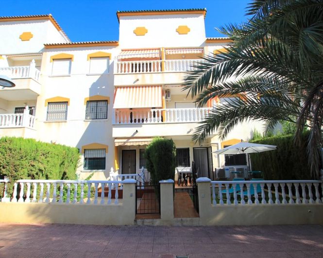 Image No.7-Appartement de 2 chambres à vendre à Punta Prima