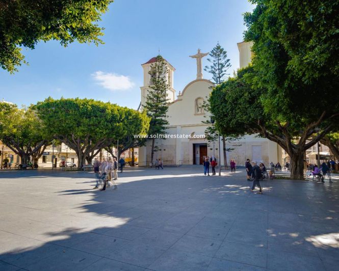 Image No.41-3 Bed Apartment for sale