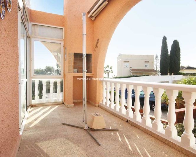 Image No.8-Villa de 2 chambres à vendre à Villamartin