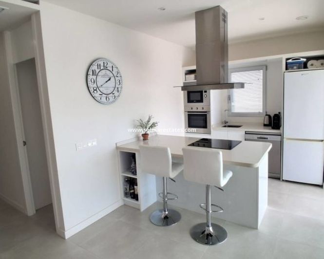 Image No.33-2 Bed Apartment for sale