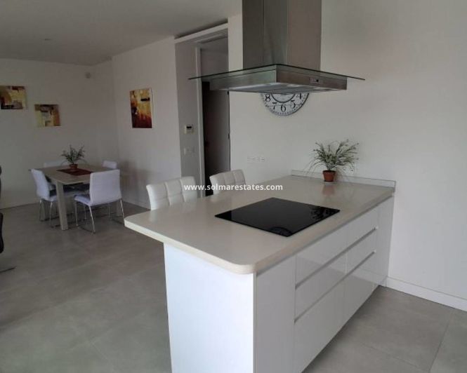 Image No.34-2 Bed Apartment for sale