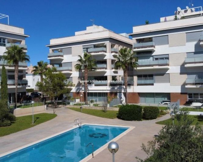 Image No.9-2 Bed Apartment for sale