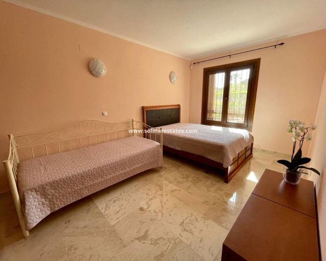 Image No.15-2 Bed Apartment for sale