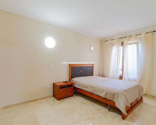 Image No.30-2 Bed Apartment for sale